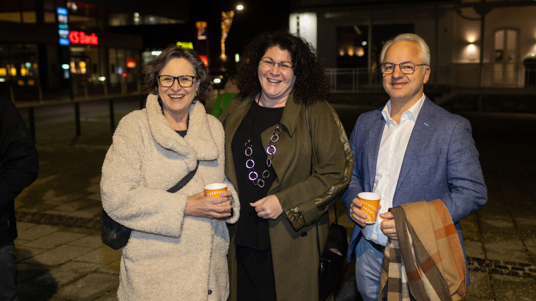 EPU-Weihnachtsfeier-Evelin Habich-Corinna Melinc-Christian Fleischhacker