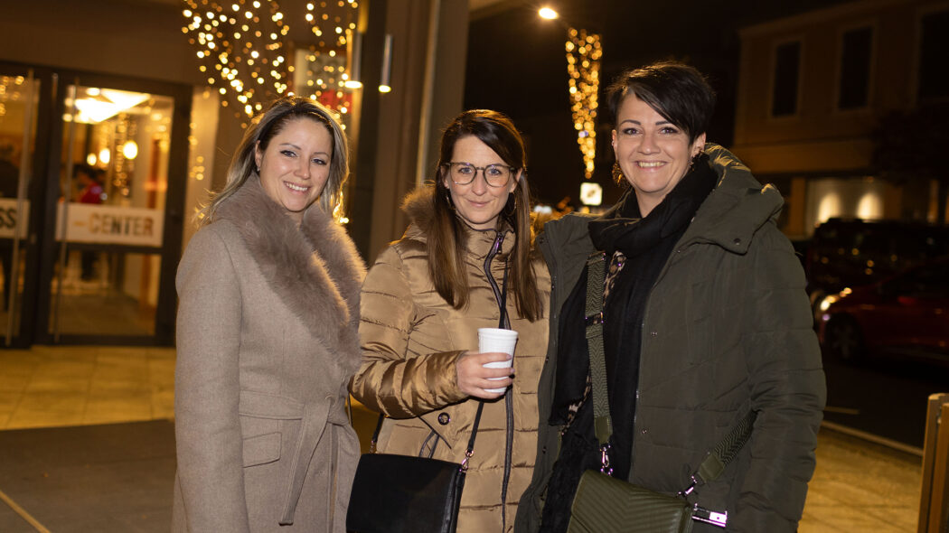 Genossen den Abend: Hajnalka Lattenstein,
Sabine Hofer und Nicole Steurer.