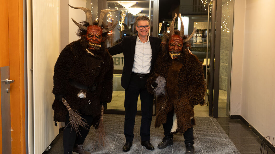 EPU-Weihnachtsfeier_Franz Ahm mit Krampus