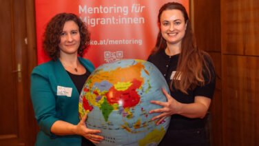 Mentoring für Migranten_Monika Töfferle mit Kurachova Yulia